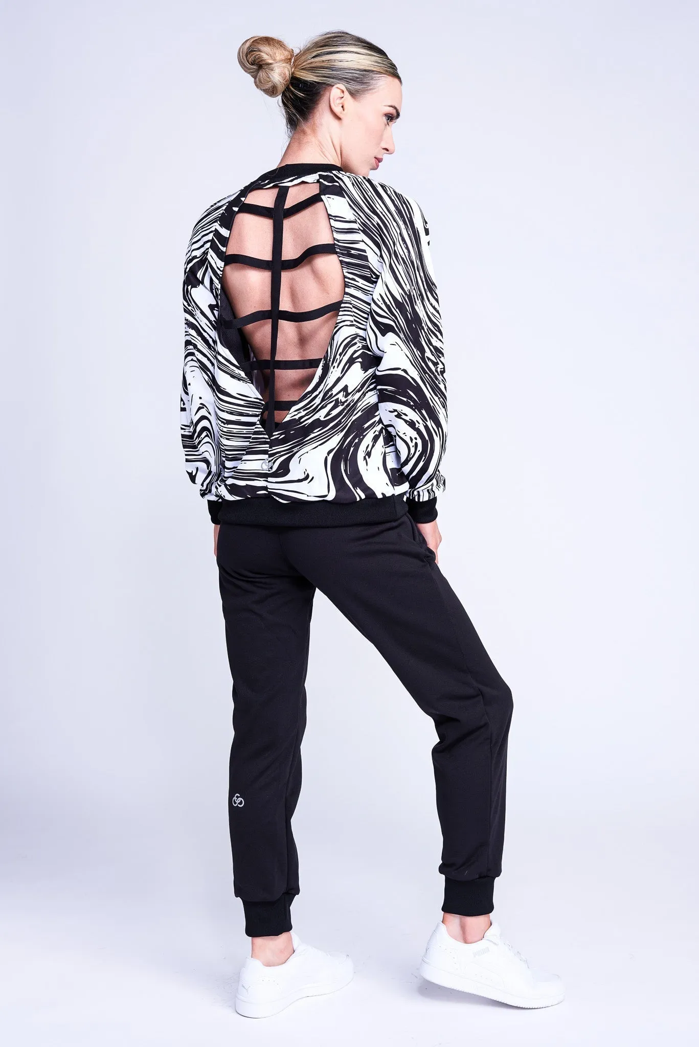 Fierce Open-Back Sweatshirt in Swirl