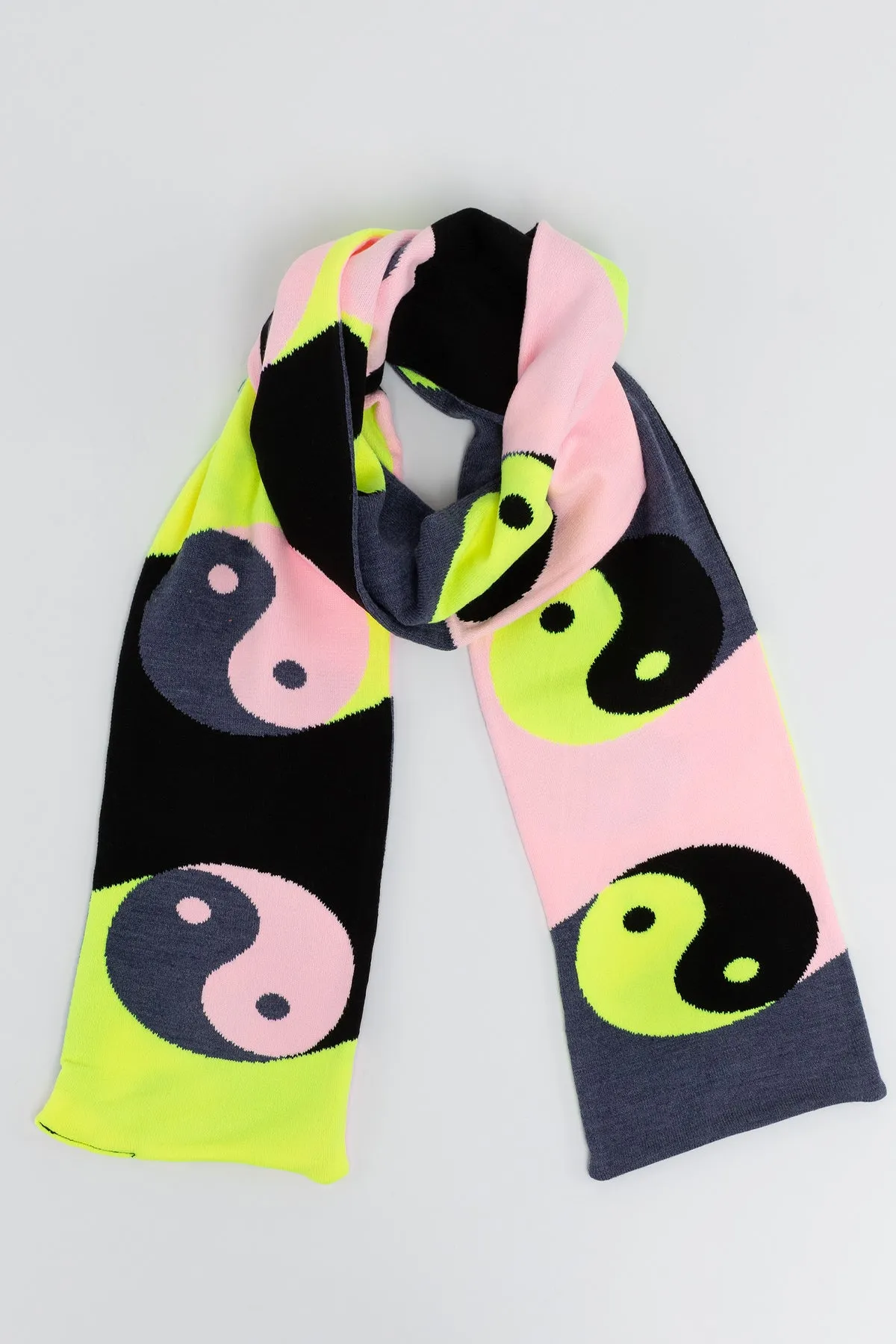 JQSCARF16 - Yin Yang Scarf