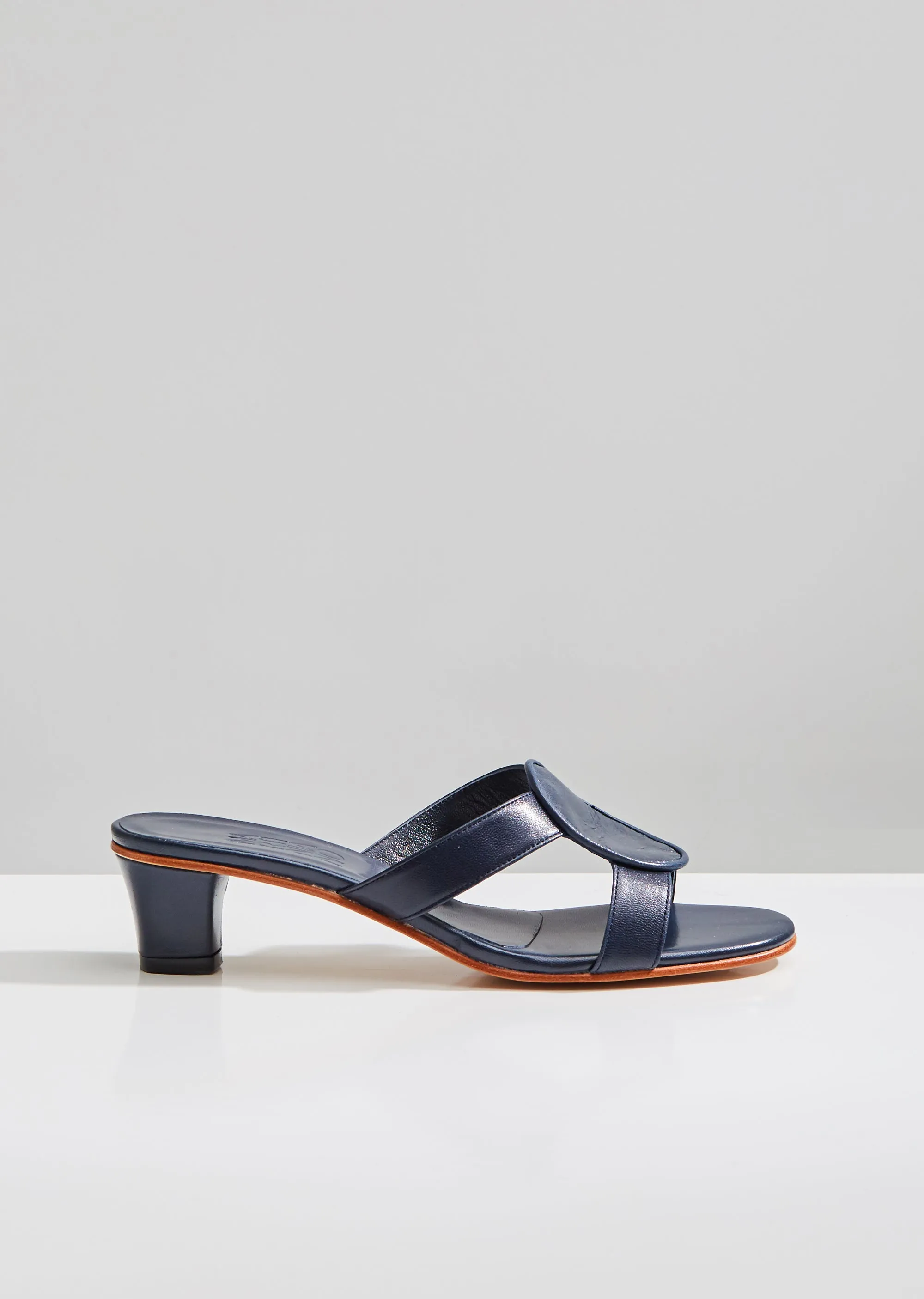 Medalia Sandals