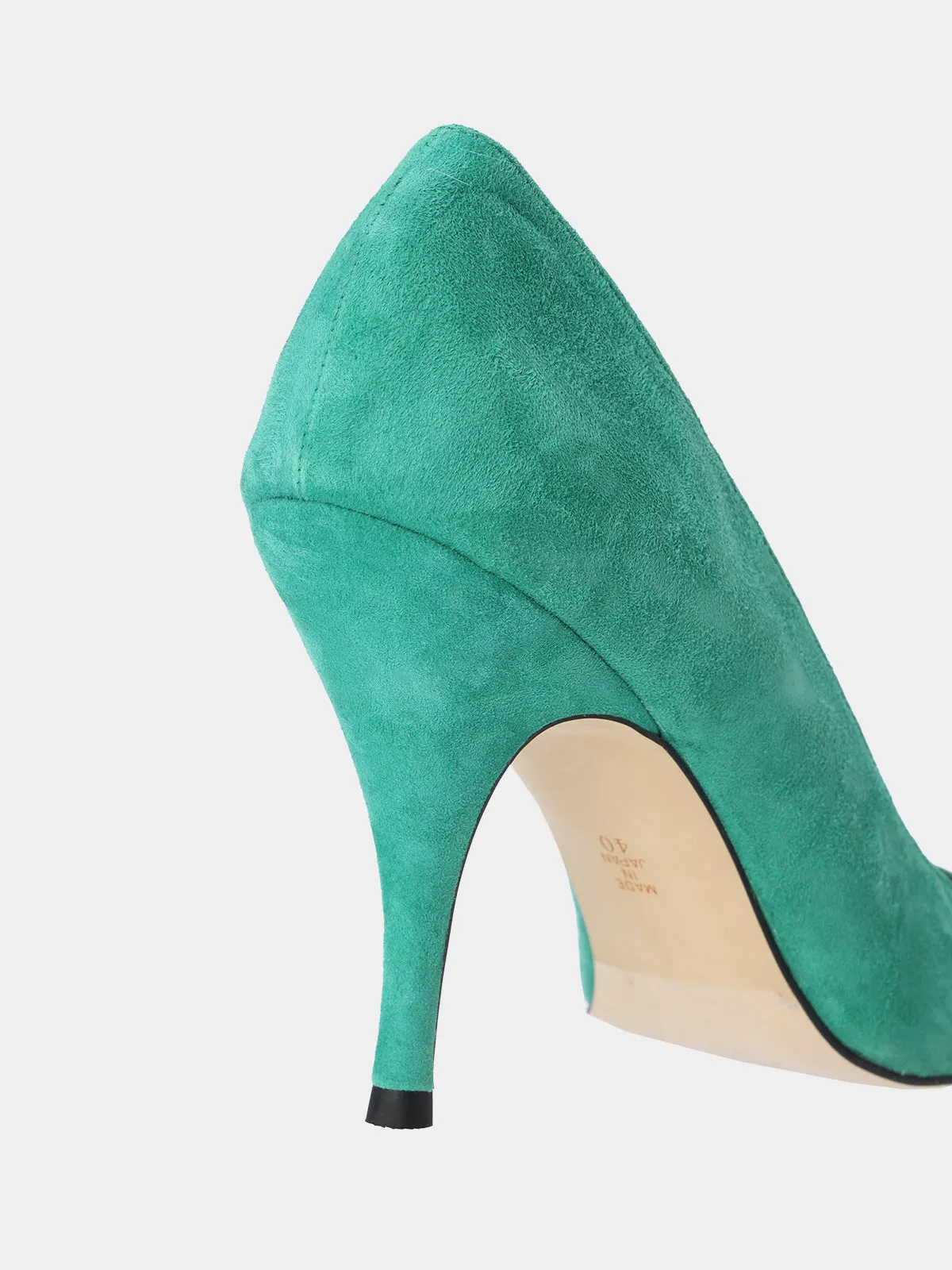 Square cut Pumps