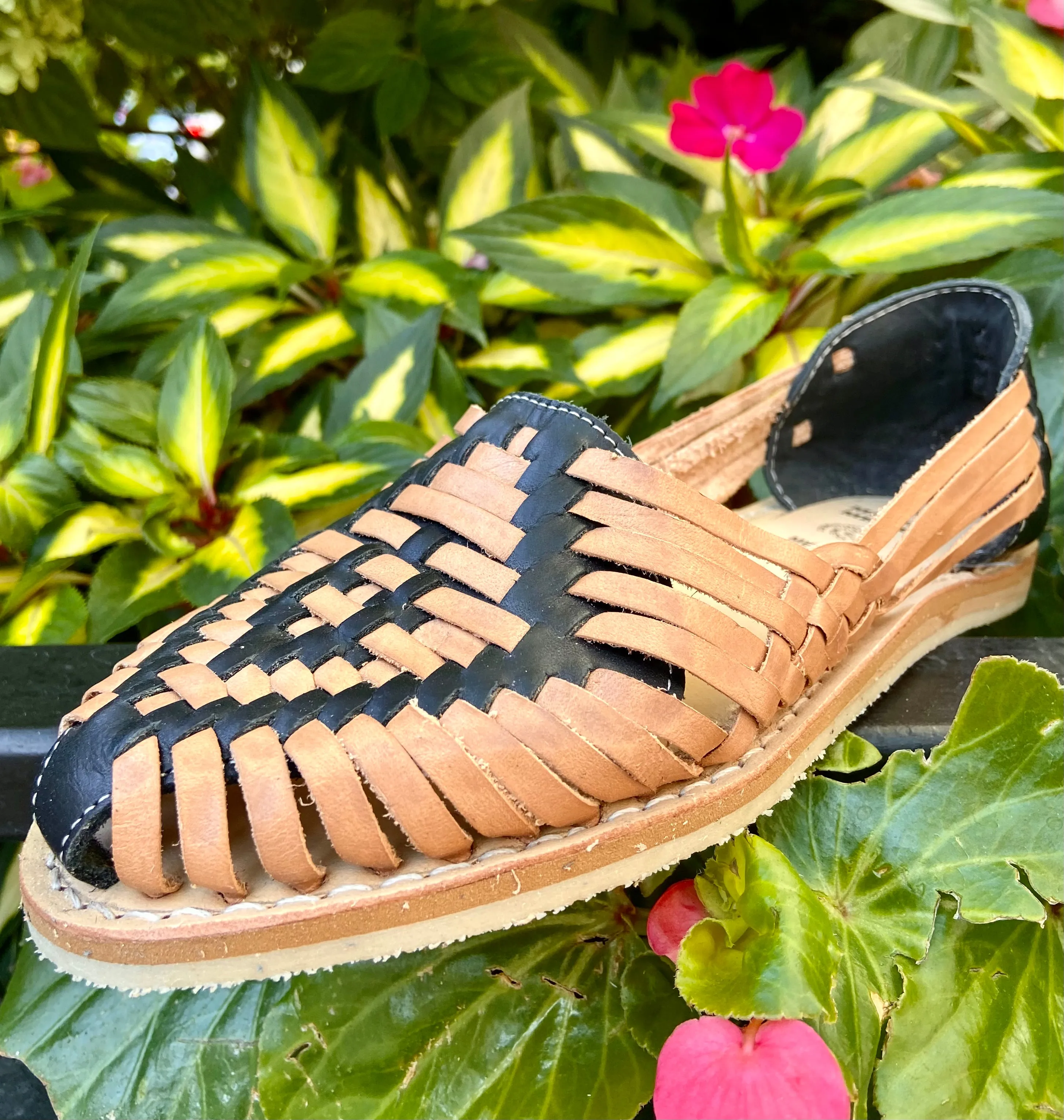 Women’s Mexican Huarache Sandals -- Tan & Black Leather